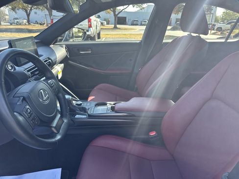 Used 2025 Lexus IS 300 w/ Comfort Package image 13