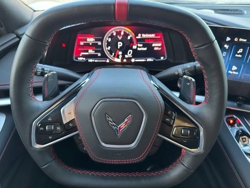 Used 2025 Chevrolet Corvette Stingray Convertible w/ Z51 Performance Package RWD image 23
