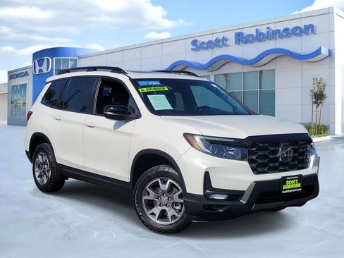 Certified 2023 Honda Passport TrailSport image 1