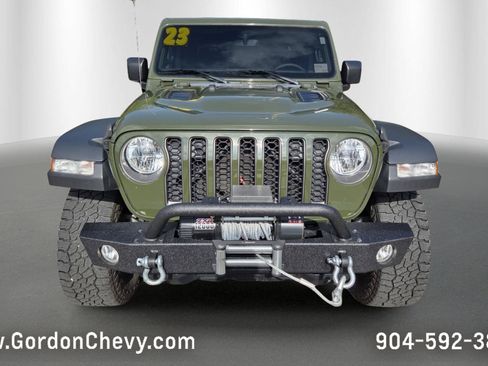 Used 2023 Jeep Gladiator Rubicon AWD/4WD image 9