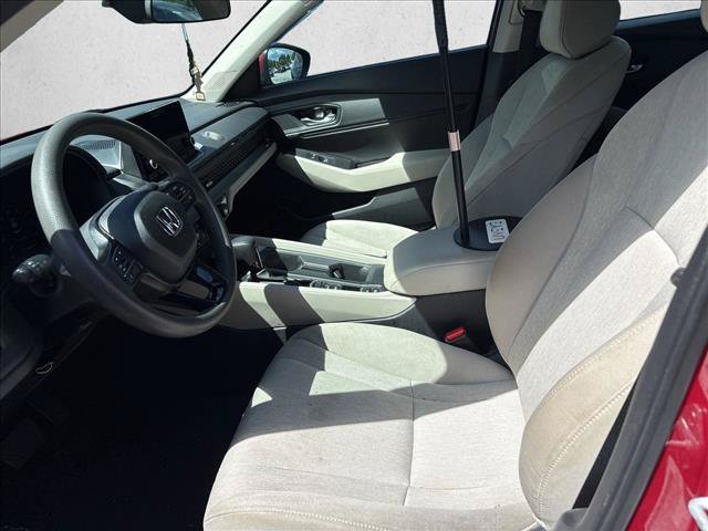 Used 2024 Honda Accord EX image 11