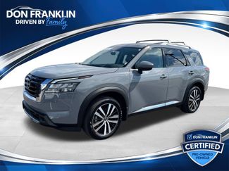 Used 2025 Nissan Pathfinder Platinum w/ Cargo Package FWD 360° Tour