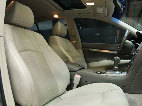 Used 2013 INFINITI G37 x Sedan w/ Premium Pkg image 25