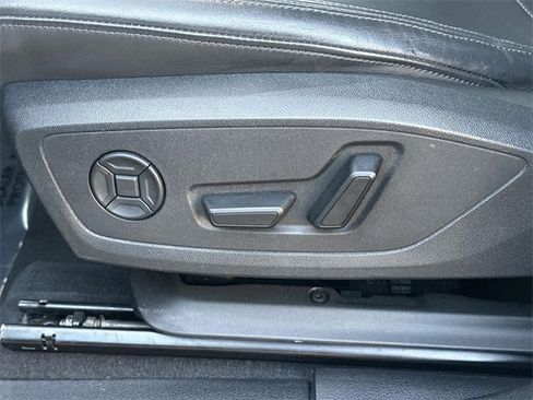 Used 2024 Audi Q3 2.0T Premium image 33