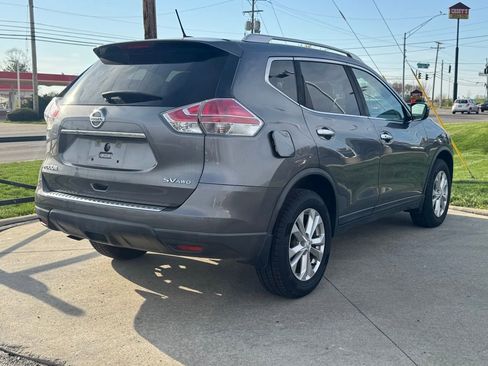 Used 2016 Nissan Rogue SV image 7