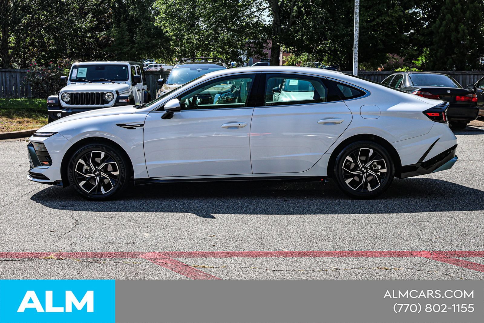 Used 2025 Hyundai Sonata SEL FWD image 9