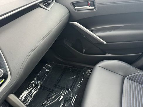 Certified 2025 Toyota Corolla Cross AWD Hybrid w/ Convenience Package image 21