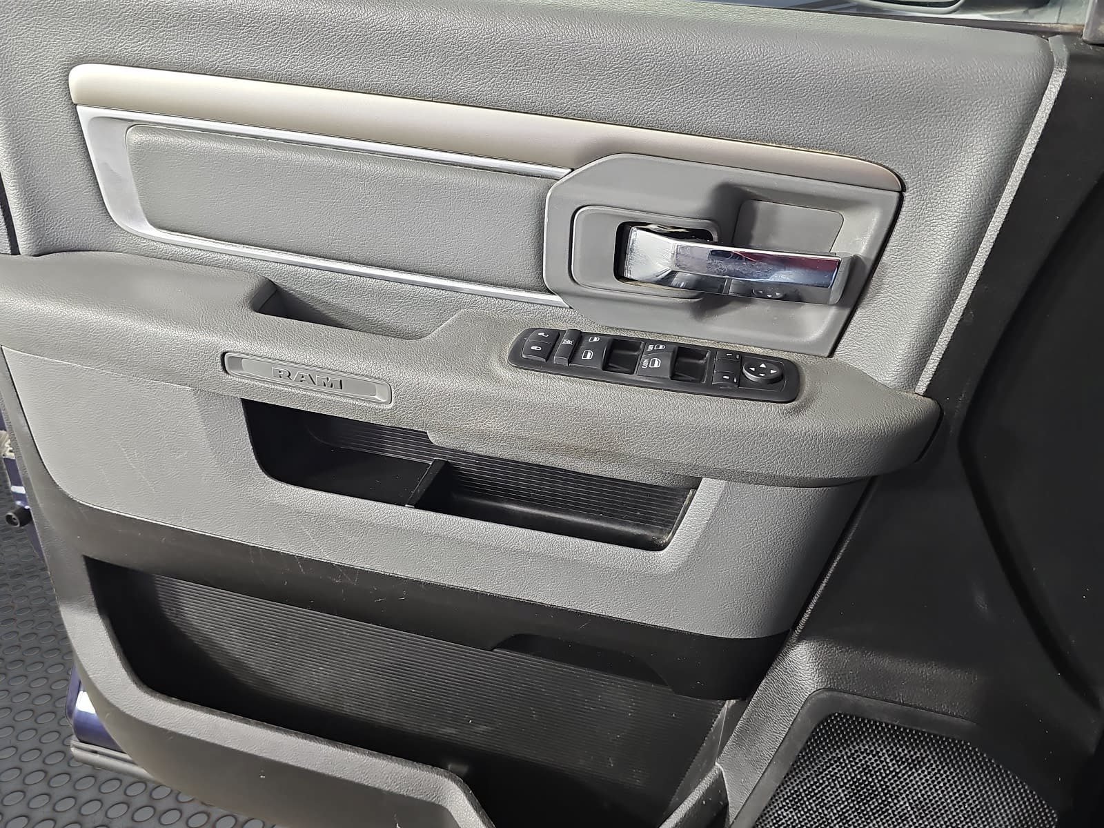 Used 2019 RAM 1500 Big Horn AWD/4WD image 22