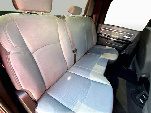 Used 2022 RAM 2500 Big Horn AWD/4WD image 18