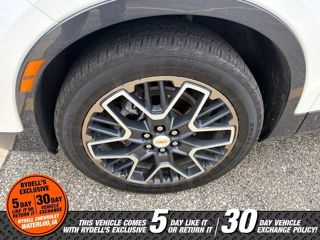 Used 2023 Chevrolet Blazer Premier w/ Driver Confidence II Package AWD/4WD image 3