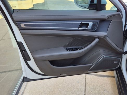 Certified 2023 Porsche Panamera Platinum Edition RWD image 13