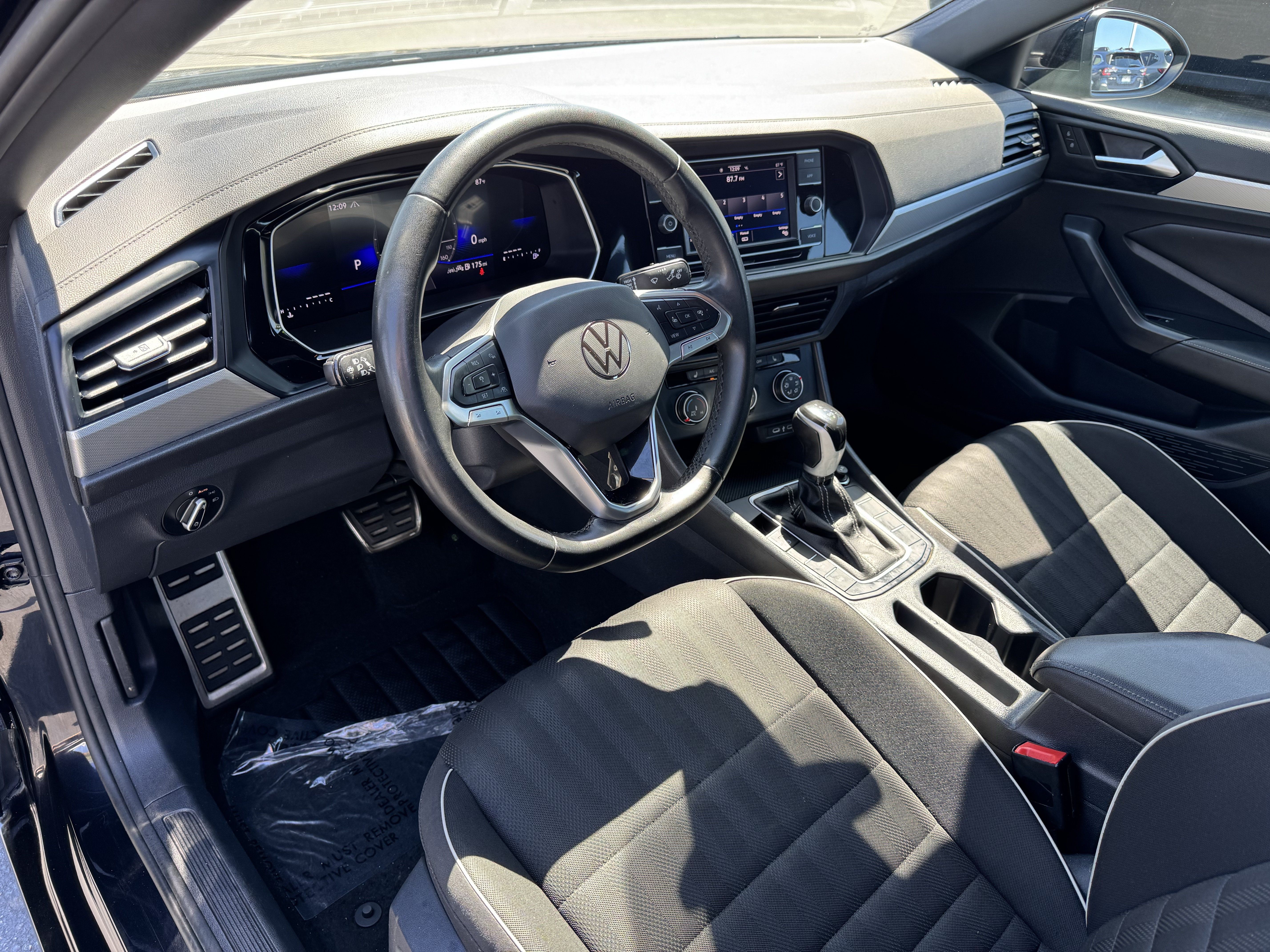 Used 2024 Volkswagen Jetta Sport FWD image 16