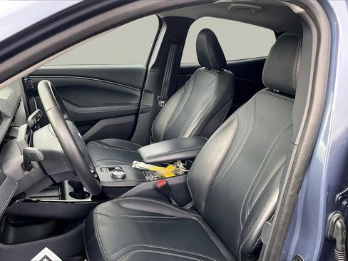 Used 2021 Ford Mustang Mach-E Premium image 23