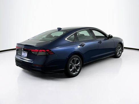 Used 2023 Honda Accord EX image 5