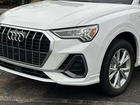 Certified 2025 Audi Q3 2.0T Premium w/ Convenience Package image 8