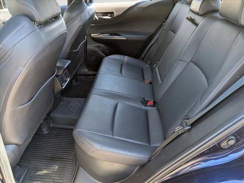 Used 2021 Toyota Venza Limited w/ Advanced Technology Package image 20