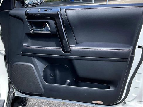 Certified 2023 Toyota 4Runner TRD Off-Road Premium w/ Moonroof Package image 22