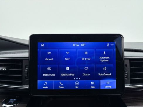 Used 2022 Ford Explorer Limited image 23