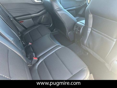 New 2025 Ford Escape SE image 15