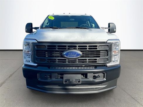 Used 2025 Ford F350 XL image 2
