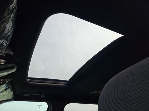 New 2027 Kia Telluride S image 16