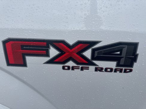 Used 2020 Ford F150 XLT w/ Equipment Group 302A Luxury AWD/4WD image 15