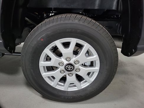 New 2026 Toyota Tacoma SR5 image 8