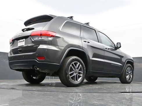 Used 2020 Jeep Grand Cherokee Limited w/ Luxury Group II image 27