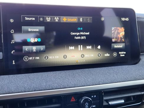 Certified 2025 Nissan Kicks SV w/ Charging Package AWD/4WD image 11