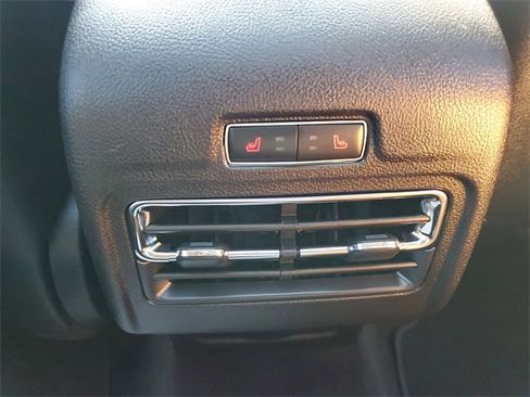 Used 2021 Lincoln Corsair AWD w/ Premium Package image 22