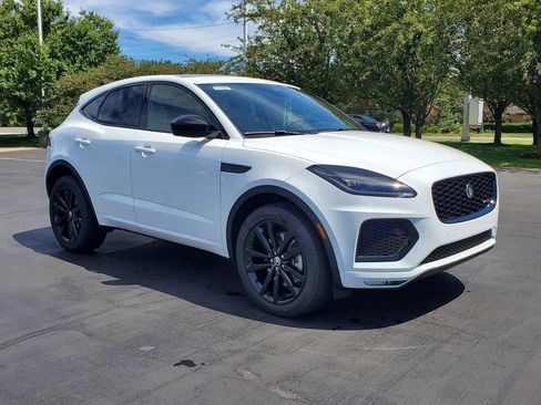New 2024 Jaguar E-PACE R-Dynamic SE image 2