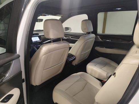 Used 2020 Cadillac XT6 Sport image 12