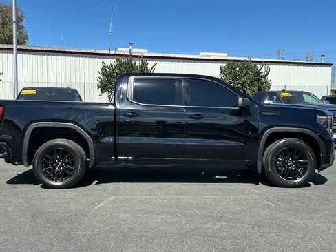 Used 2024 GMC Sierra 1500 Elevation image 3