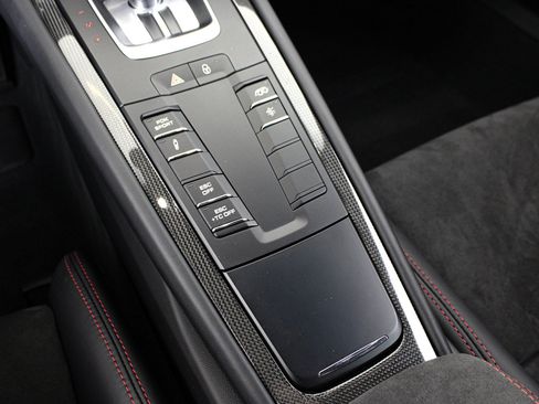 Used 2018 Porsche 911 GT2 RS RWD image 46