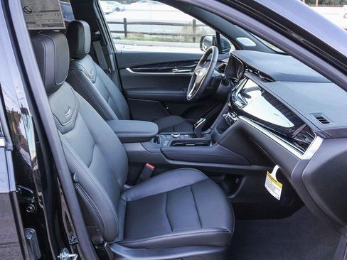 New 2025 Cadillac XT6 Premium Luxury image 19