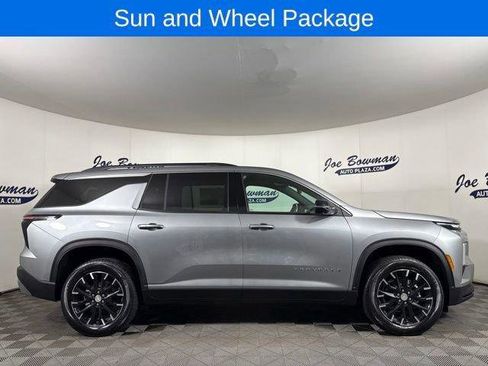 New 2026 Chevrolet Traverse LT w/ Sun and Wheel Package image 5