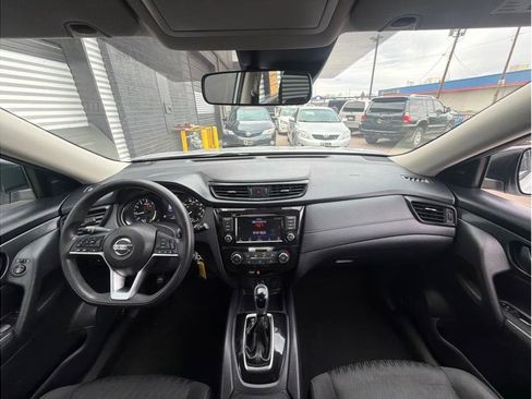 Used 2020 Nissan Rogue S image 14
