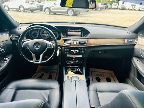 Used 2014 Mercedes-Benz E 350 Sedan image 33