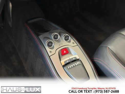 Used 2013 Ferrari 458 Italia Coupe RWD image 38