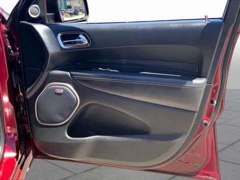 Used 2018 Dodge Durango SRT w/ SRT Interior Appearance Group AWD/4WD image 22
