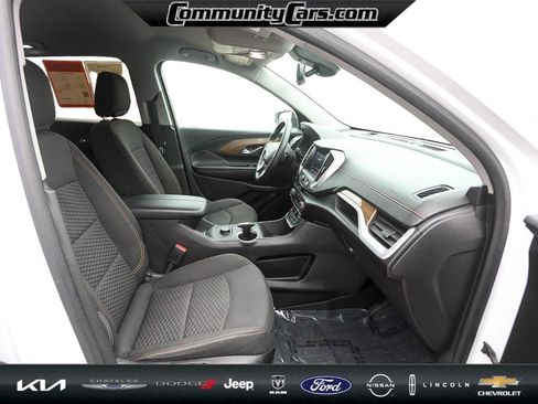 Used 2020 GMC Terrain SLE image 21