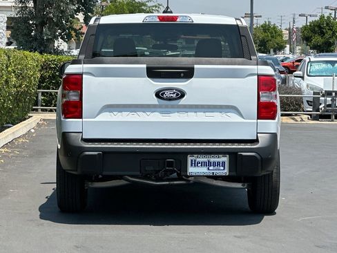 New 2025 Ford Maverick XLT w/ XLT Luxury Package image 5