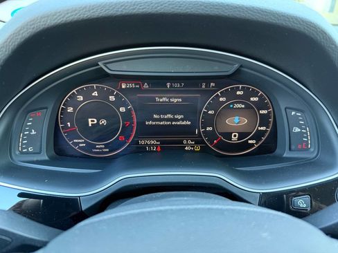 Used 2018 Audi Q7 3.0T Prestige image 29