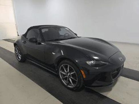 Used 2021 MAZDA MX-5 Miata Grand Touring RWD image 22
