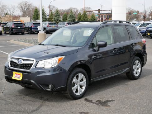 Used 2016 Subaru Forester 2.5i Premium image 3