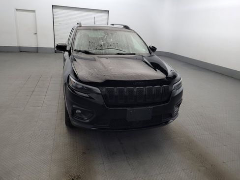 Used 2021 Jeep Cherokee Latitude Plus AWD/4WD image 14