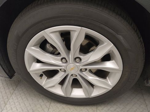 Used 2023 Chevrolet Malibu LT FWD image 31