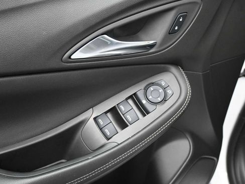 New 2025 Buick Encore GX Preferred image 10