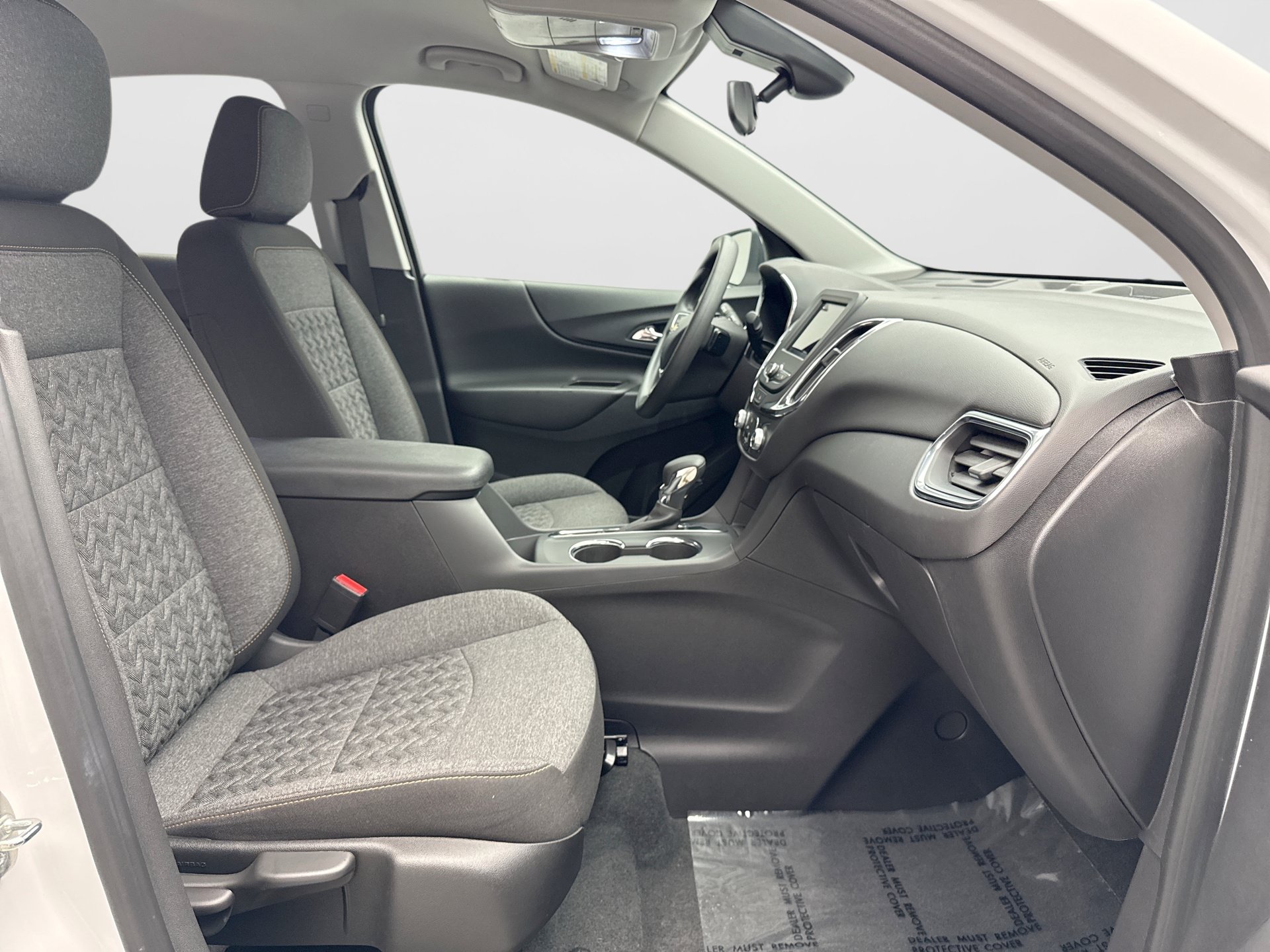 Used 2023 Chevrolet Equinox LT FWD image 16