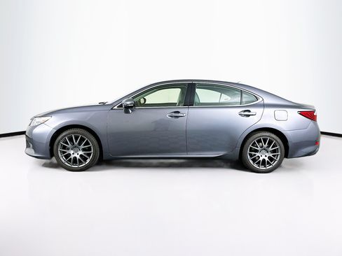 Used 2013 Lexus ES 350 w/ Luxury Pkg FWD image 4